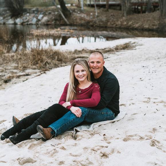 Meet your Posher, Britney - Picture 1 of 1